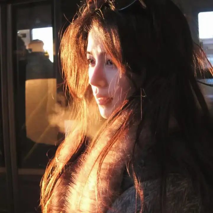 偷偷藏不住重生偏执少年的白月光